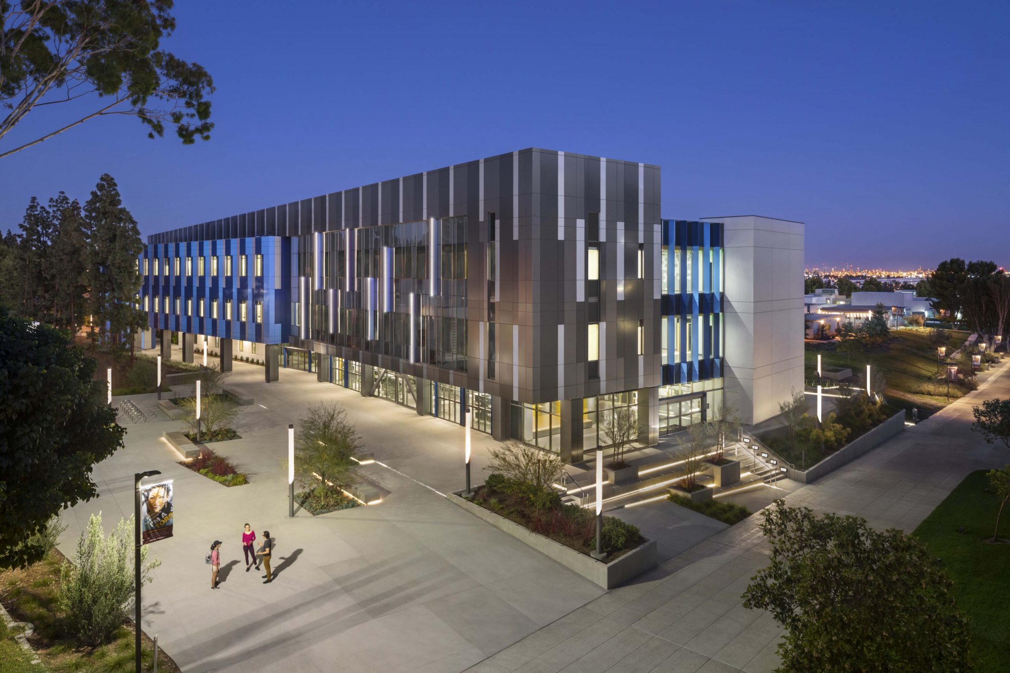 CSUDH Science Building C.W. Driver